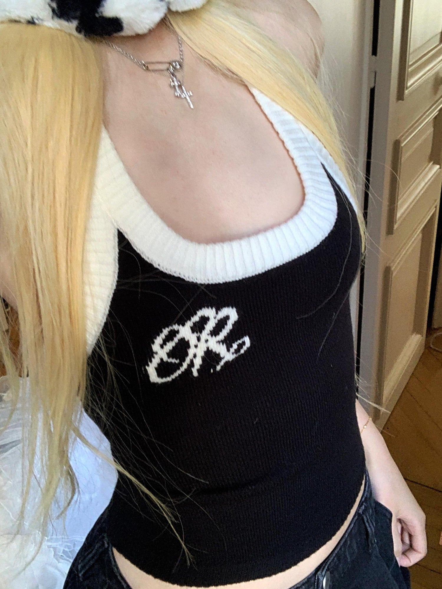 Rase le sol Colorblock Knitted Backless Halter Neck Vest Women's Knit Halter Tops