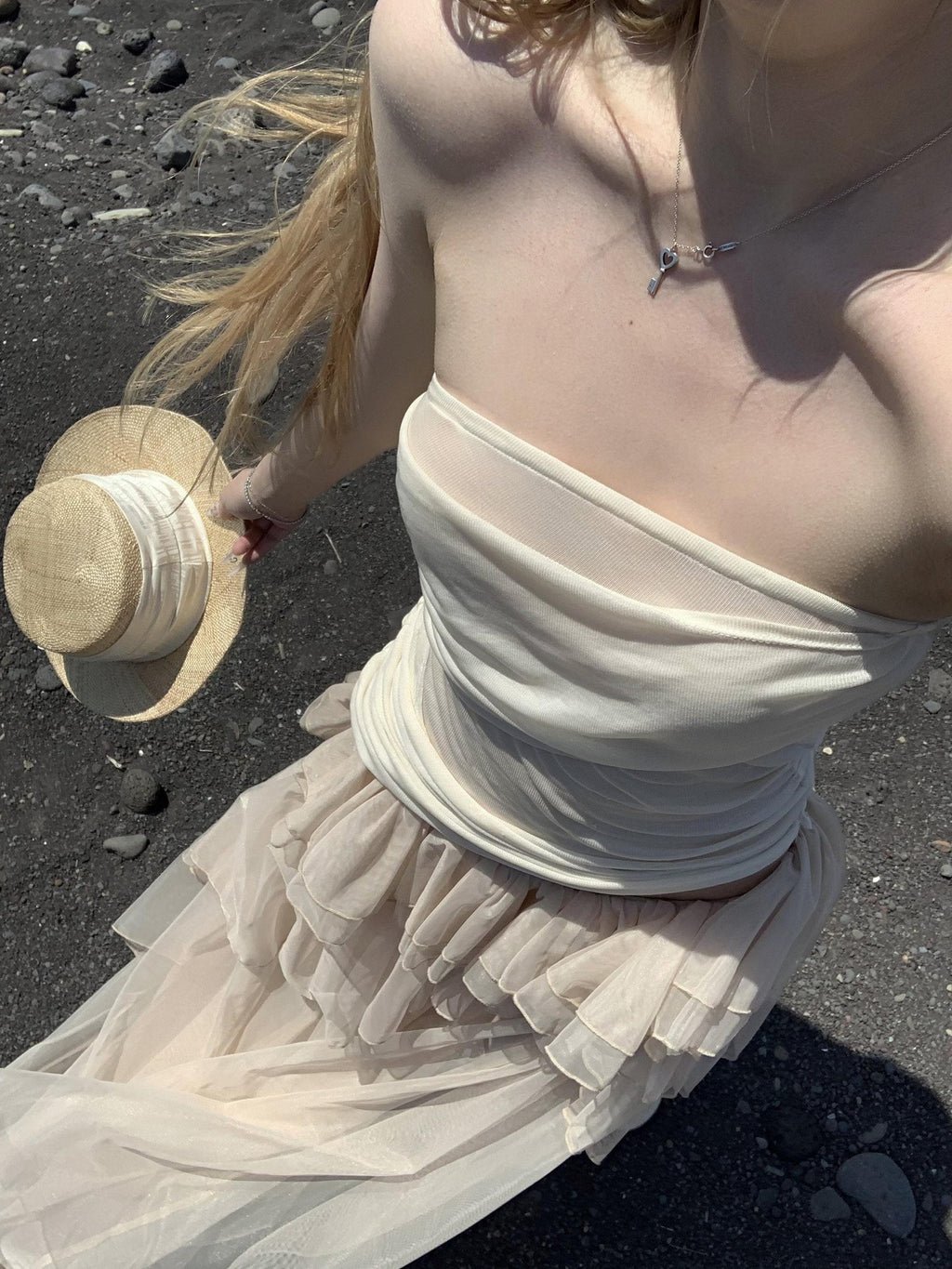 Rase le sol Cream Ruched Gathered Cinched Waist Strapless Women's Tube Tops