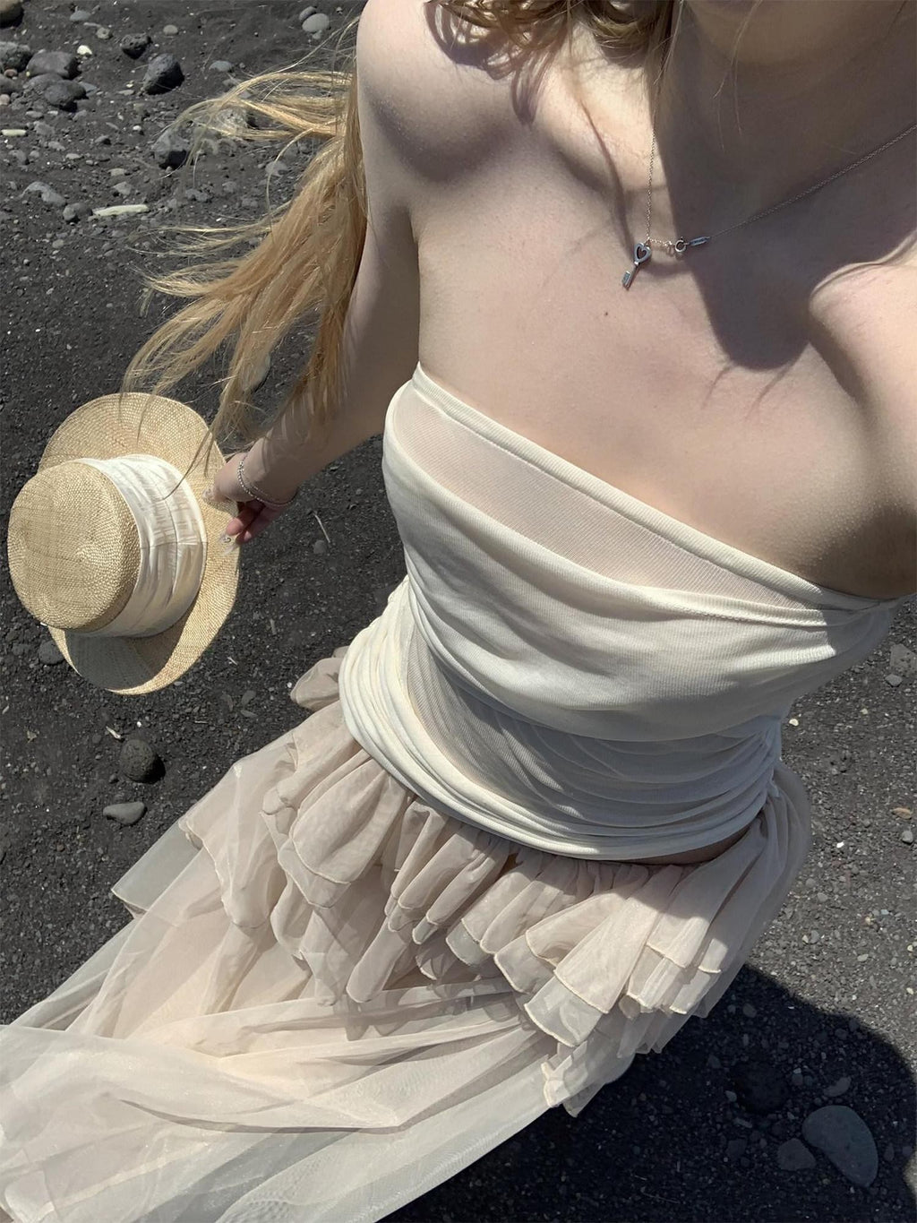 Rase le sol Cream Ruched Gathered Cinched Waist Strapless Women's Tube Tops