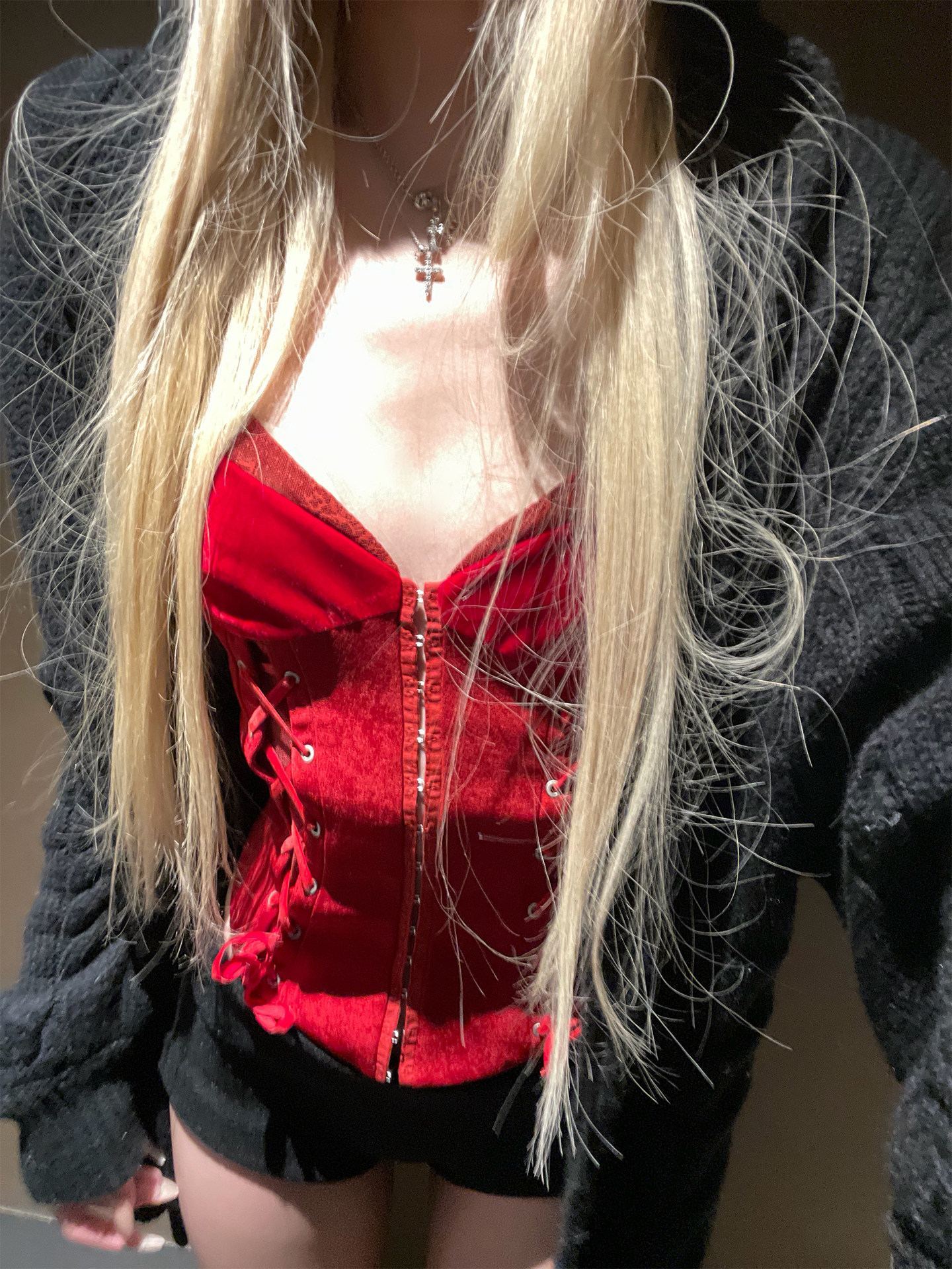 Rase_le_sol_Crimson_Lace_Up_Tie_Waist_Spaghetti_Strap_Women's_Velvet_Camisoles_997805614341_MISSTT
