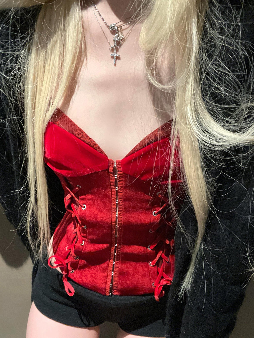 Rase le sol Crimson Lace Up Tie Waist Spaghetti Strap Women's Velvet Camisoles