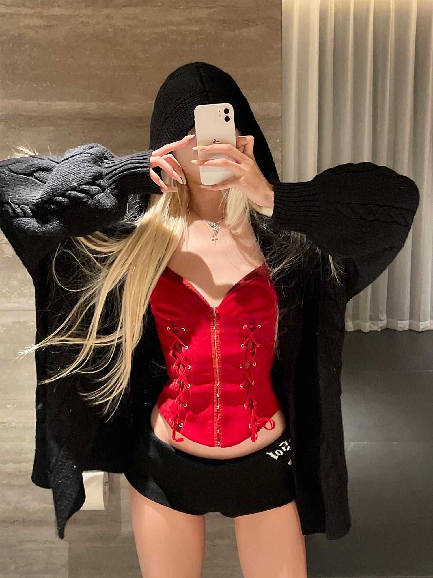 Rase le sol Crimson Lace Up Tie Waist Spaghetti Strap Women's Velvet Camisoles
