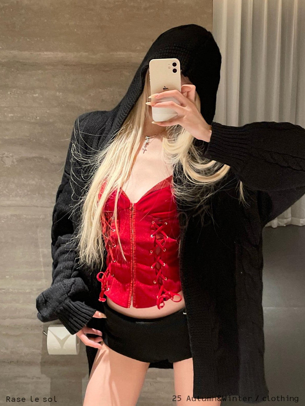 Rase le sol Crimson Lace Up Tie Waist Spaghetti Strap Women's Velvet Camisoles