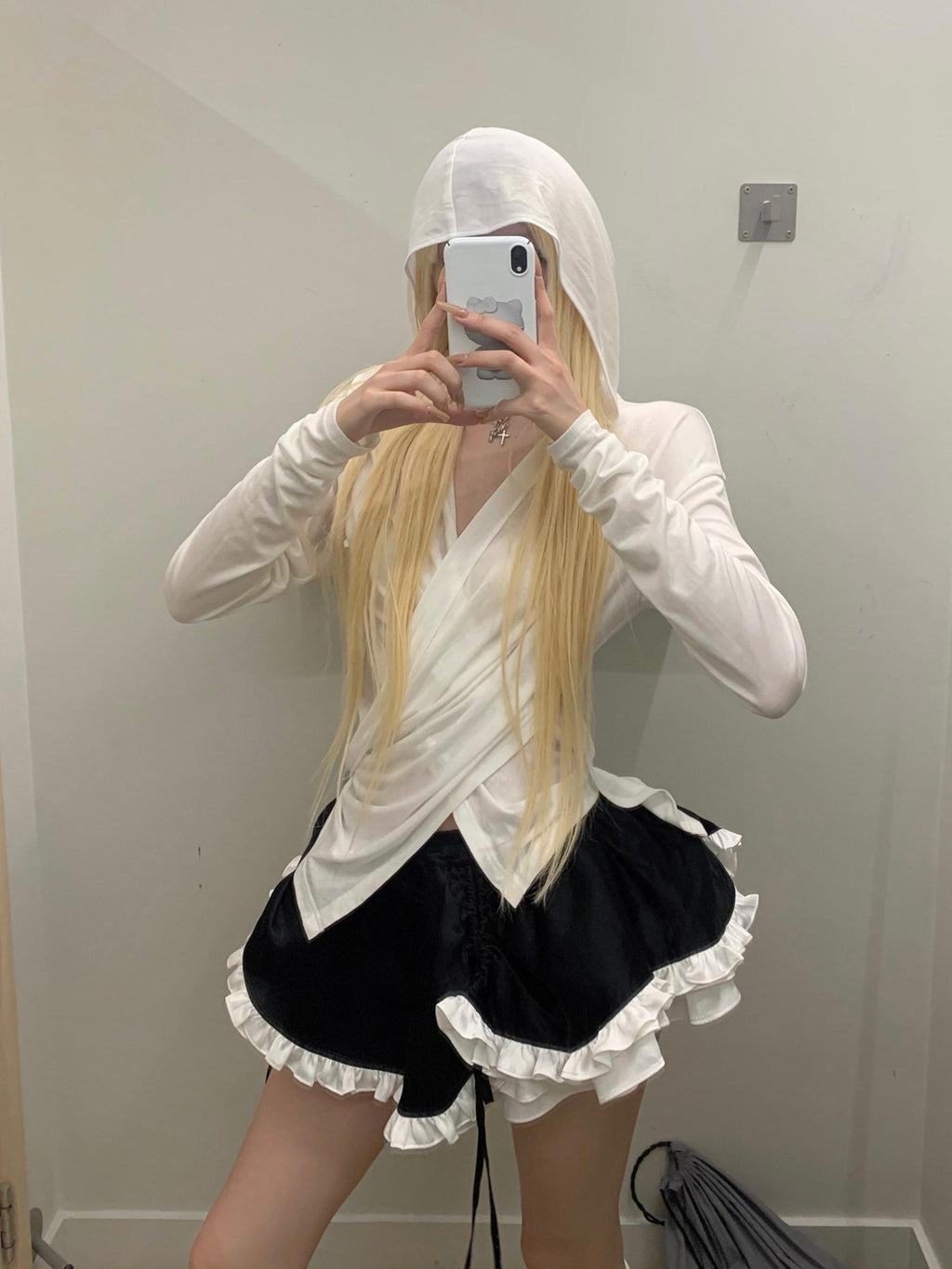 Rase le sol Crossover Draped Hooded Slim Cropped Women's Long Sleeve T-shirts