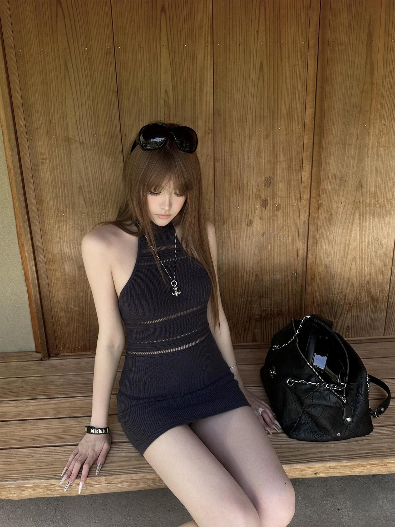Rase le sol Cutout Halter Backless Hip Hugging Women's Bodycon Mini Dresses