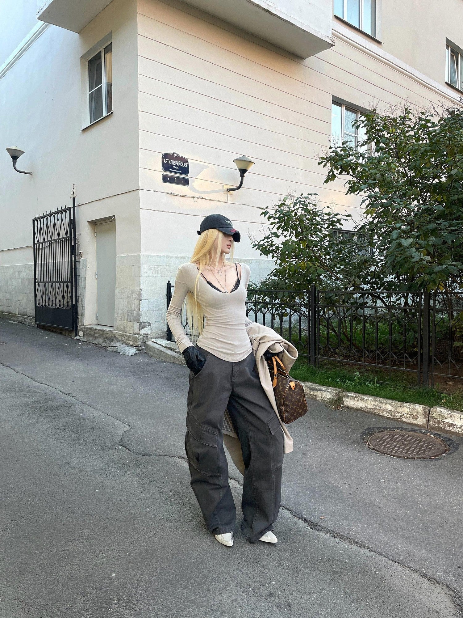 Rase le sol Dark Street Subtle Curved Slash Utility Women's Washed Denim Wide-leg Jeans
