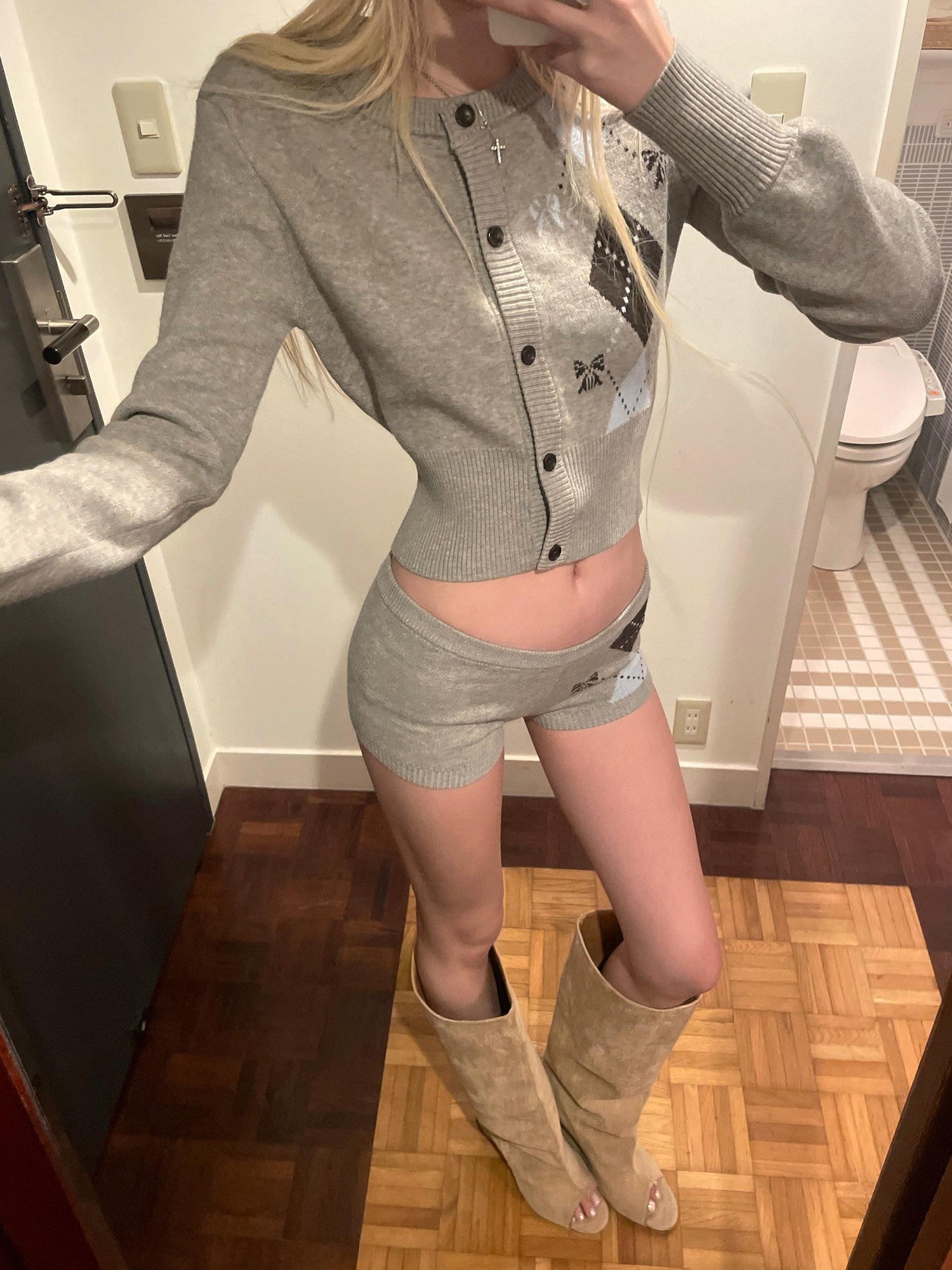 Rase le sol Diamond Cropped Cardigan Women's Knit Casual Top & Shorts Sets