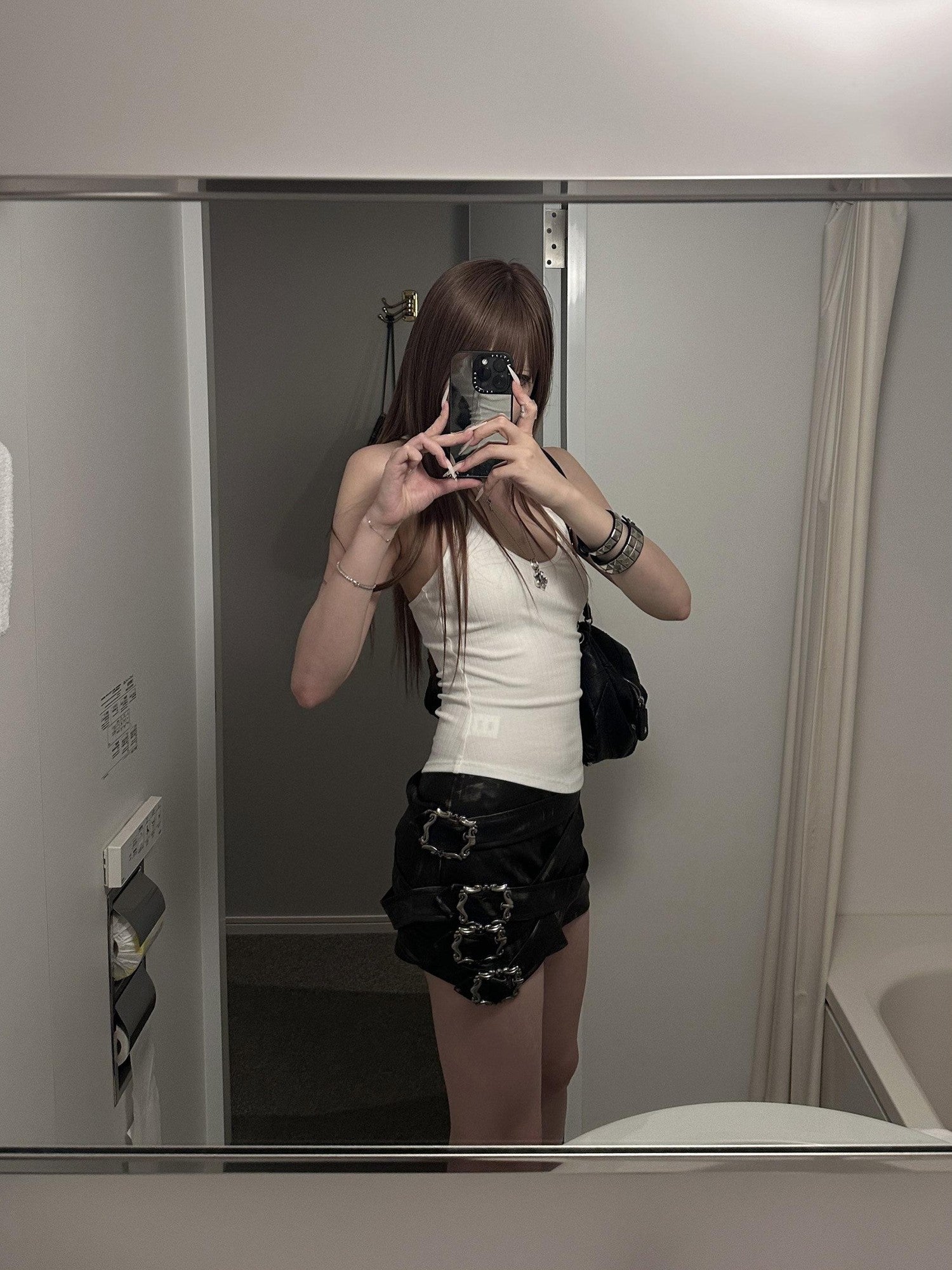 Rase le sol Distressed Bodycon Low Waist Hip Hugging Women's Leather Mini Skirts