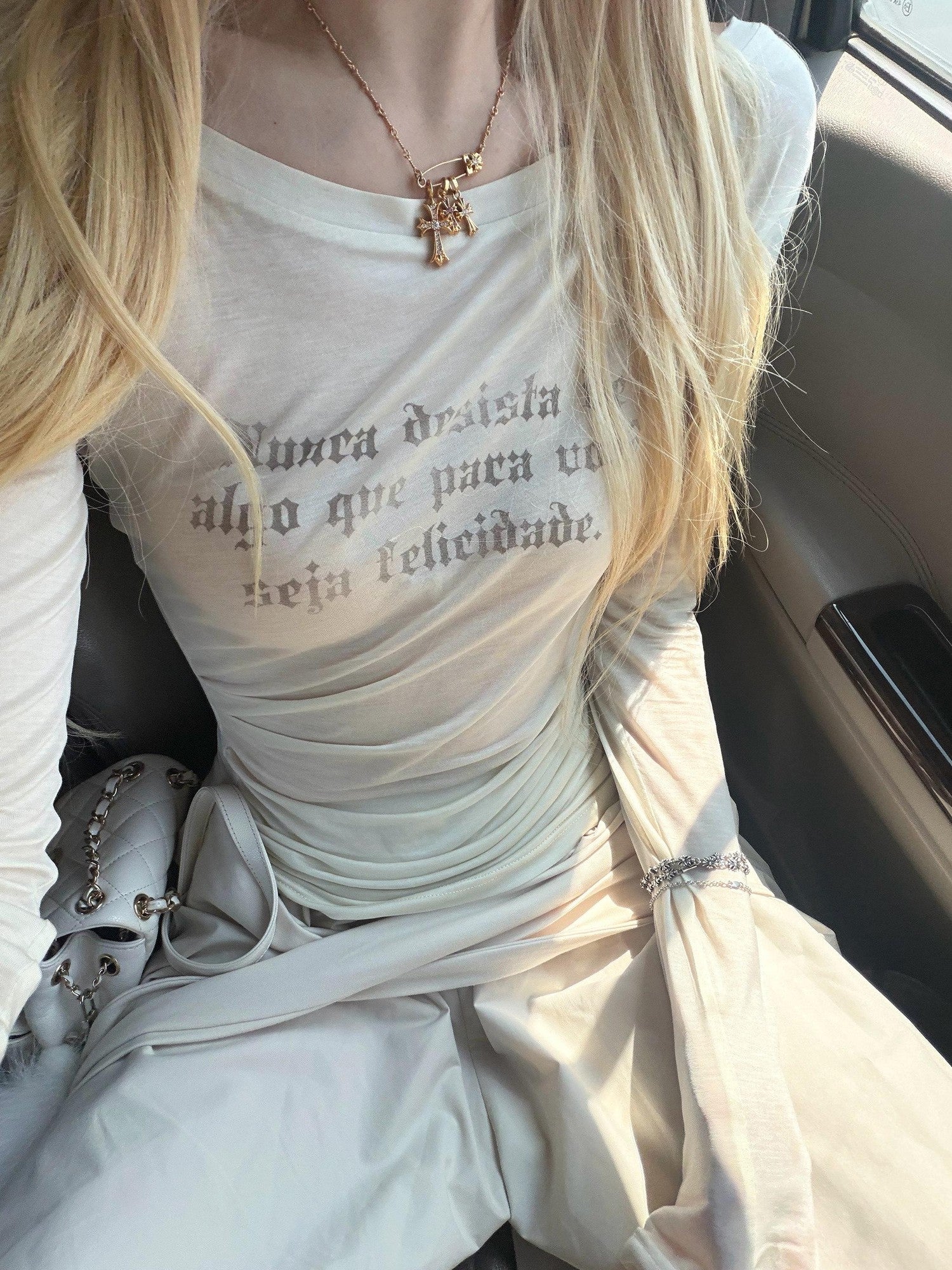 Rase le sol Distressed Letter Print Sun Protective Women's Lightweight Long Sleeve T-shirts