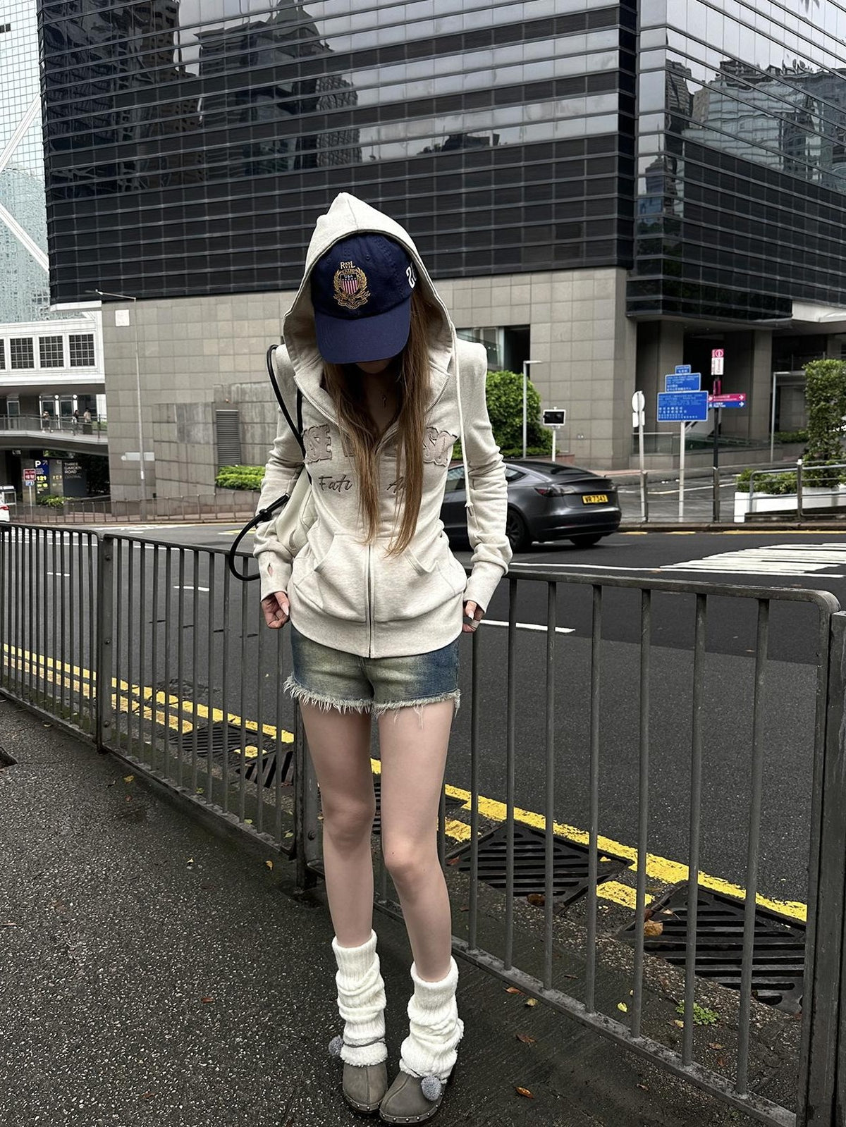 Rase le sol Embroidered Fitted Cropped Light Grey Women's Cotton Zip-up Hoodies