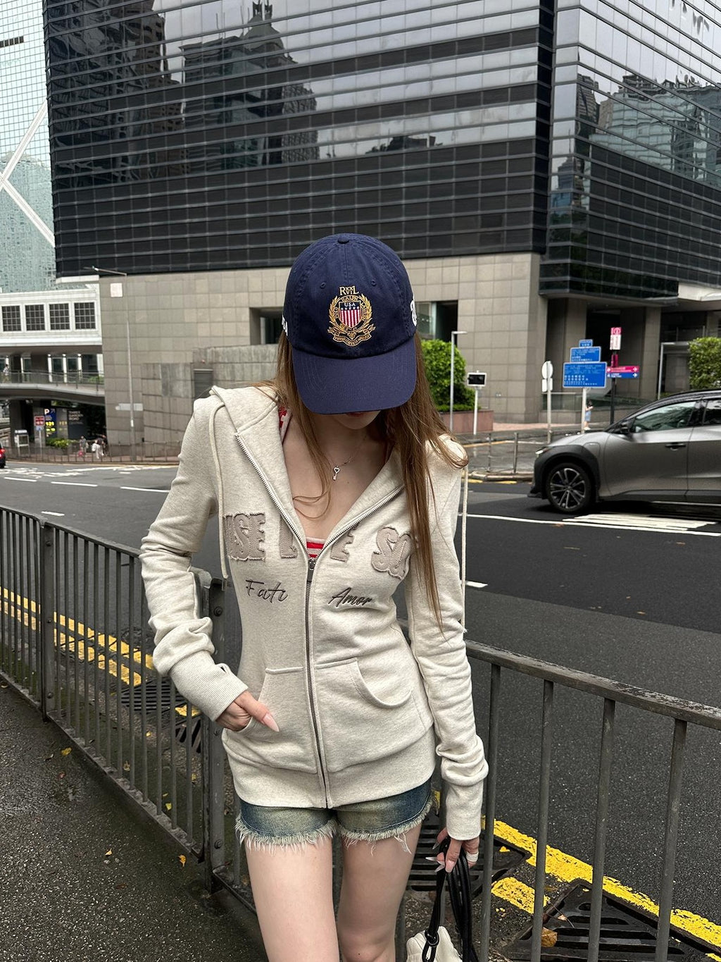 Rase le sol Embroidered Fitted Cropped Light Grey Women's Cotton Zip-up Hoodies