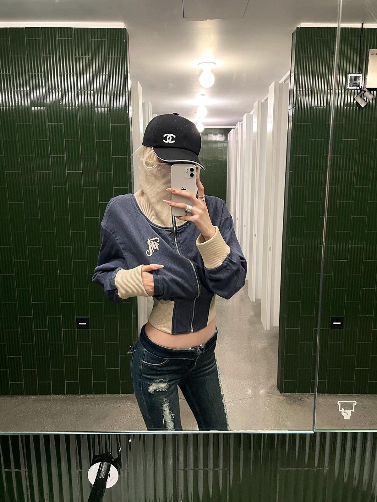 Rase le sol Embroidered Knit Panel Slim Fit Women's Cotton Cropped Jackets
