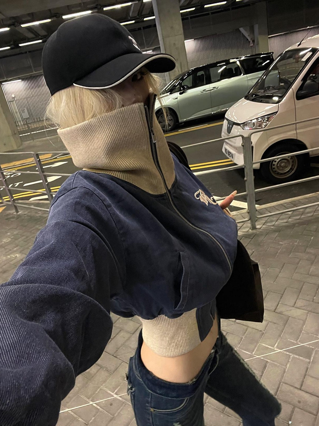 Rase le sol Embroidered Knit Panel Slim Fit Women's Cotton Cropped Jackets