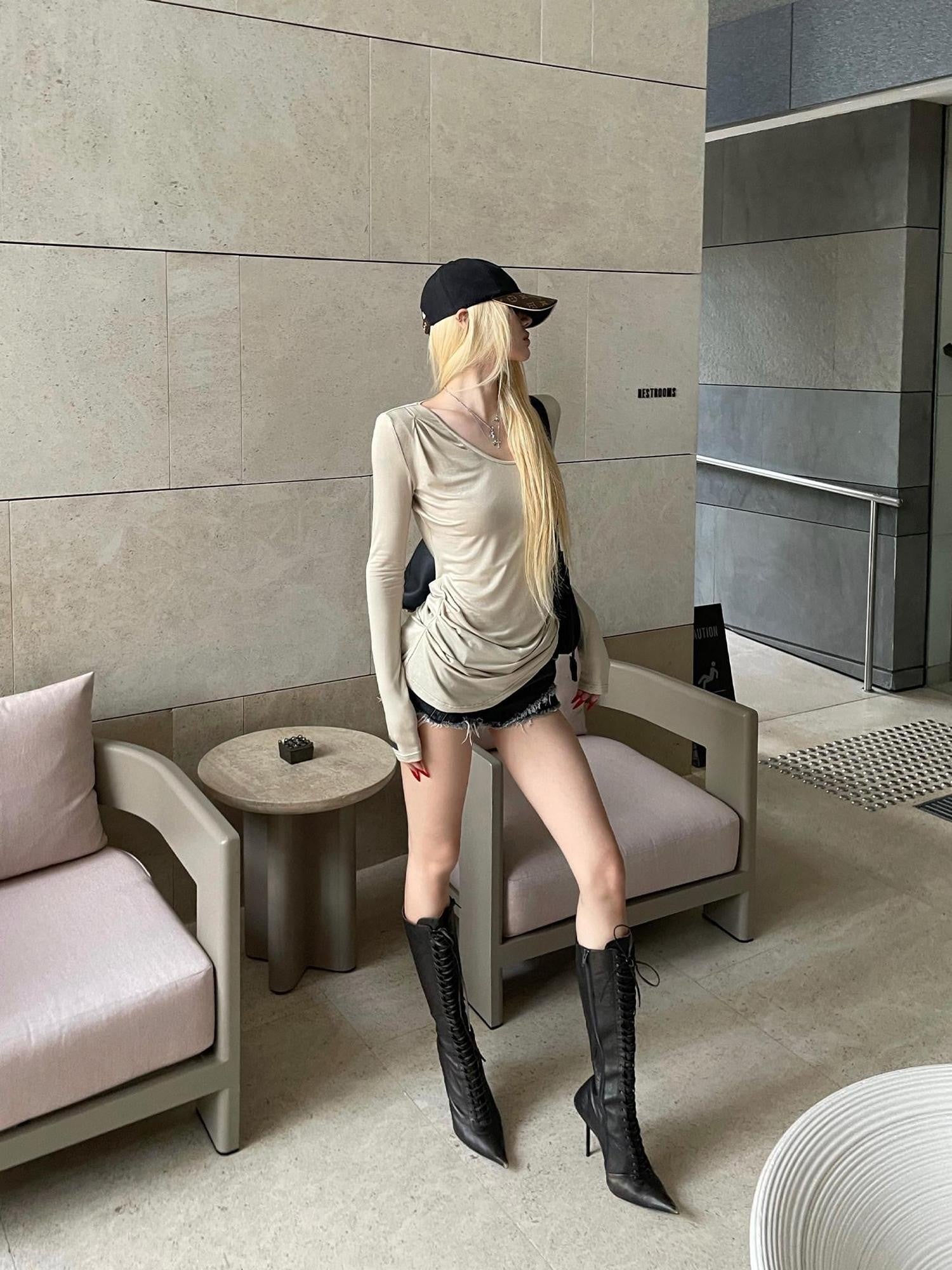 Rase le sol Fate Apostle Back Print Ruched Women's Slim Fit Long Sleeve T-shirts
