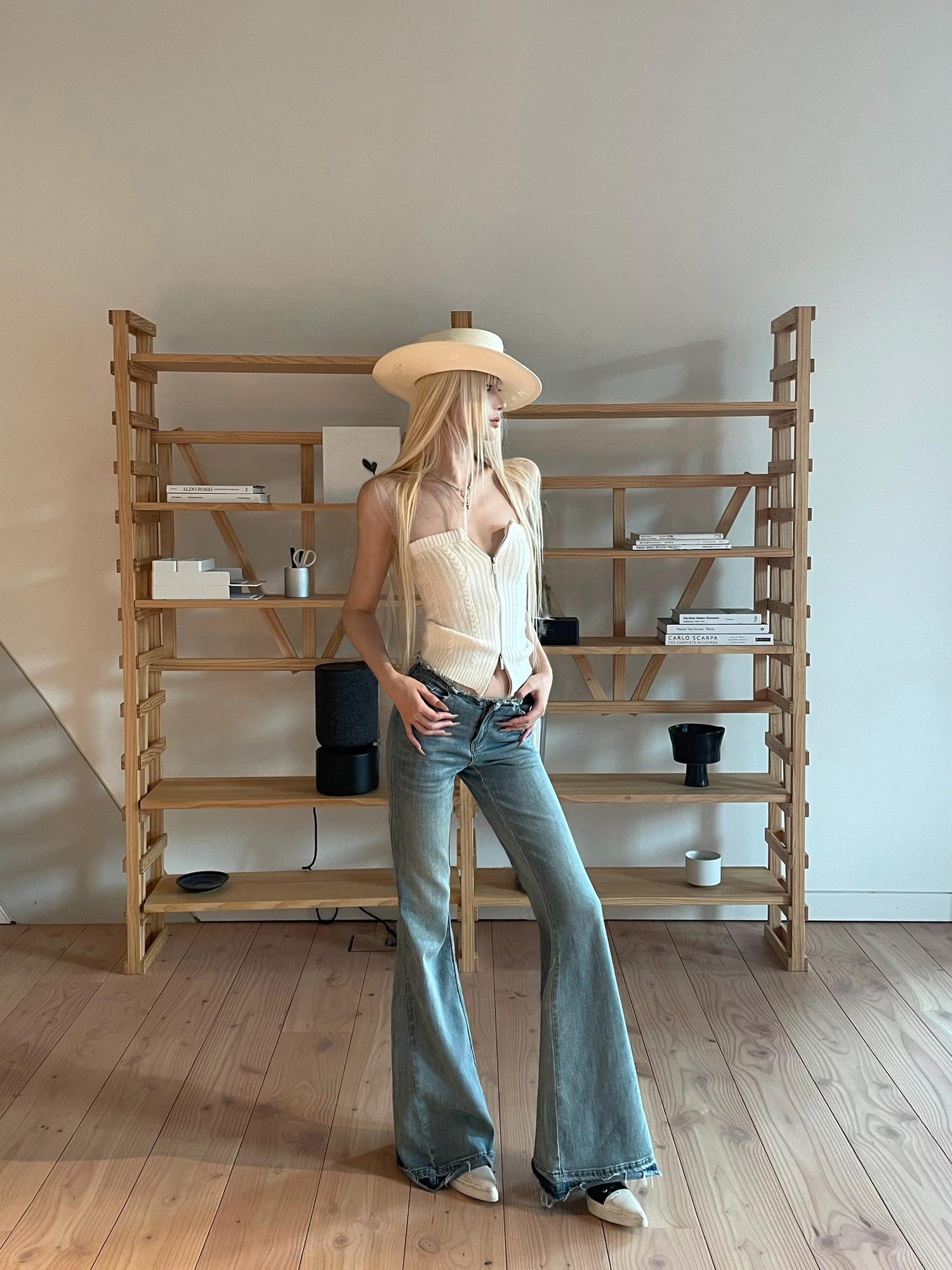 Rase le sol Frayed Hem No Waistband Slim Low Rise Women's Denim Bootcut Jeans