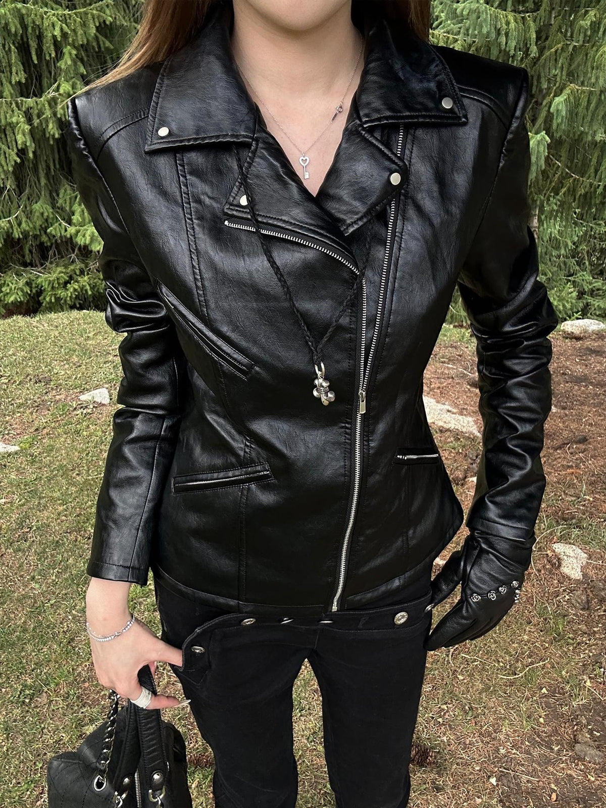 Rase le sol Glossy Textured Zip Moto Slim Fit Women's Leather Jackets