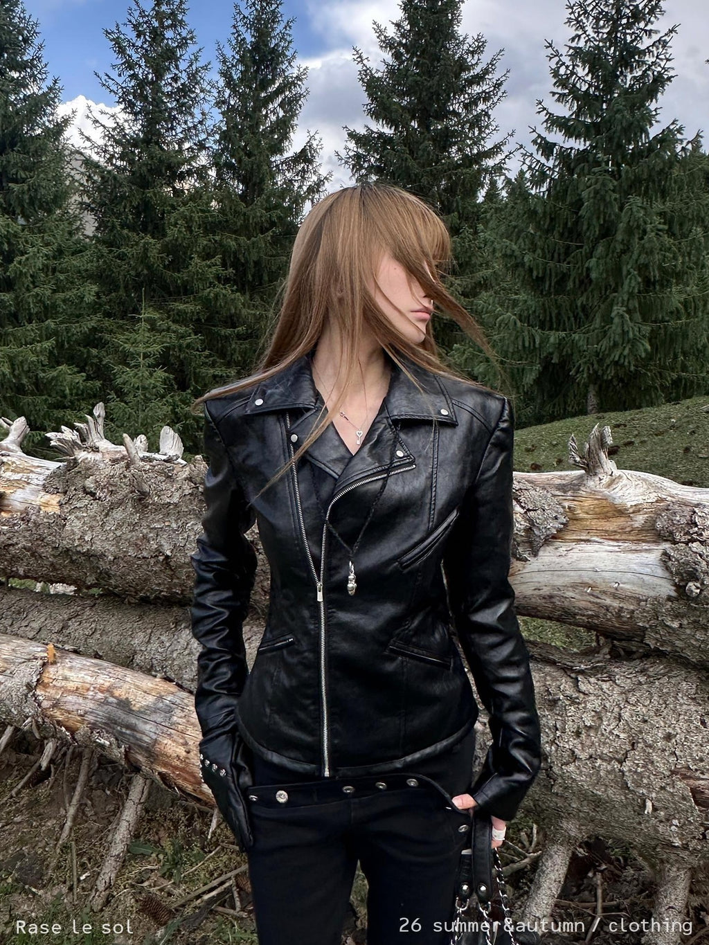 Rase le sol Glossy Textured Zip Moto Slim Fit Women's Leather Jackets