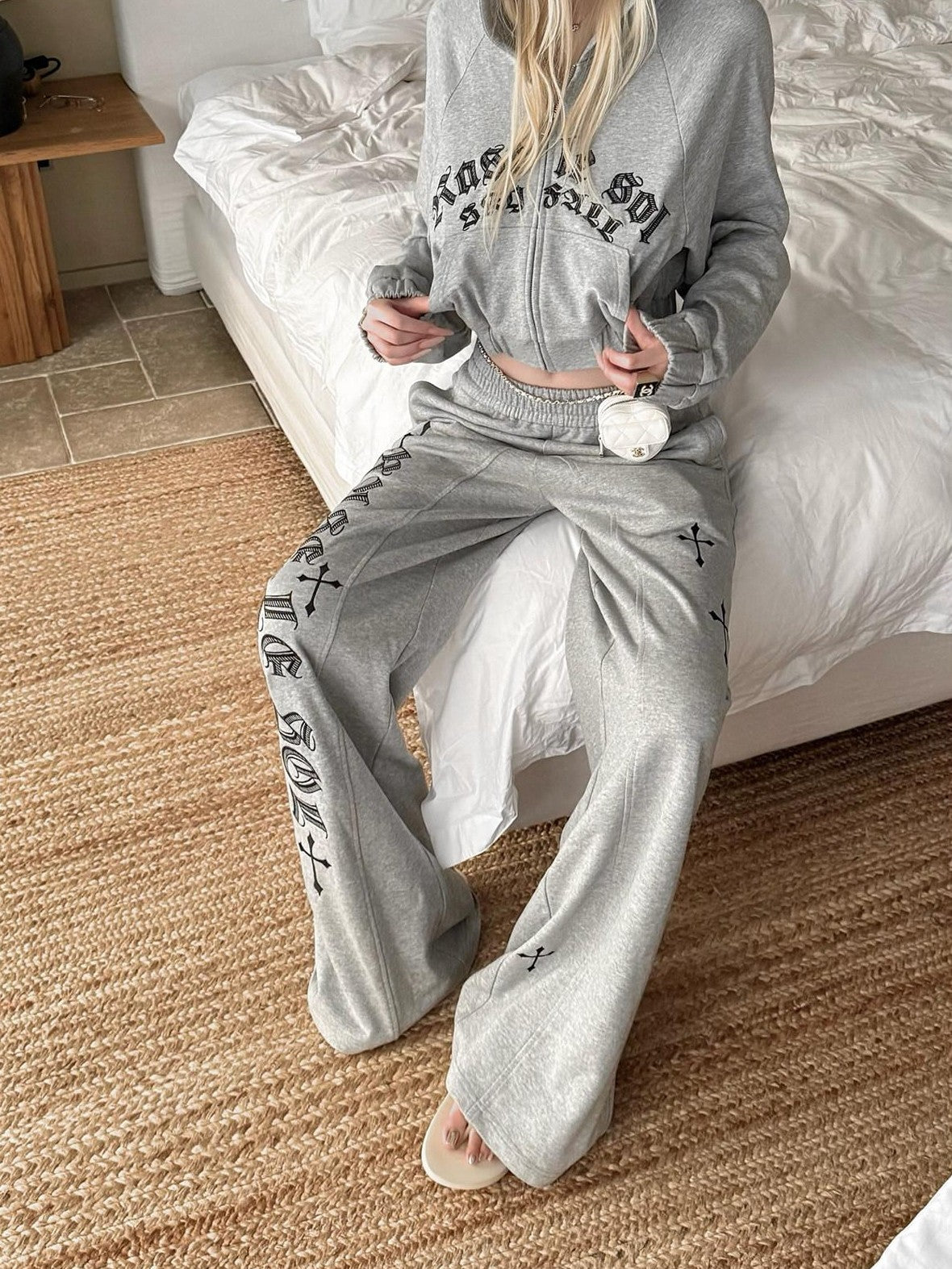 Rase le sol Gray American Cross Oath Graphic Cropped Hooded Wide Leg Women's Tracksuit Sets