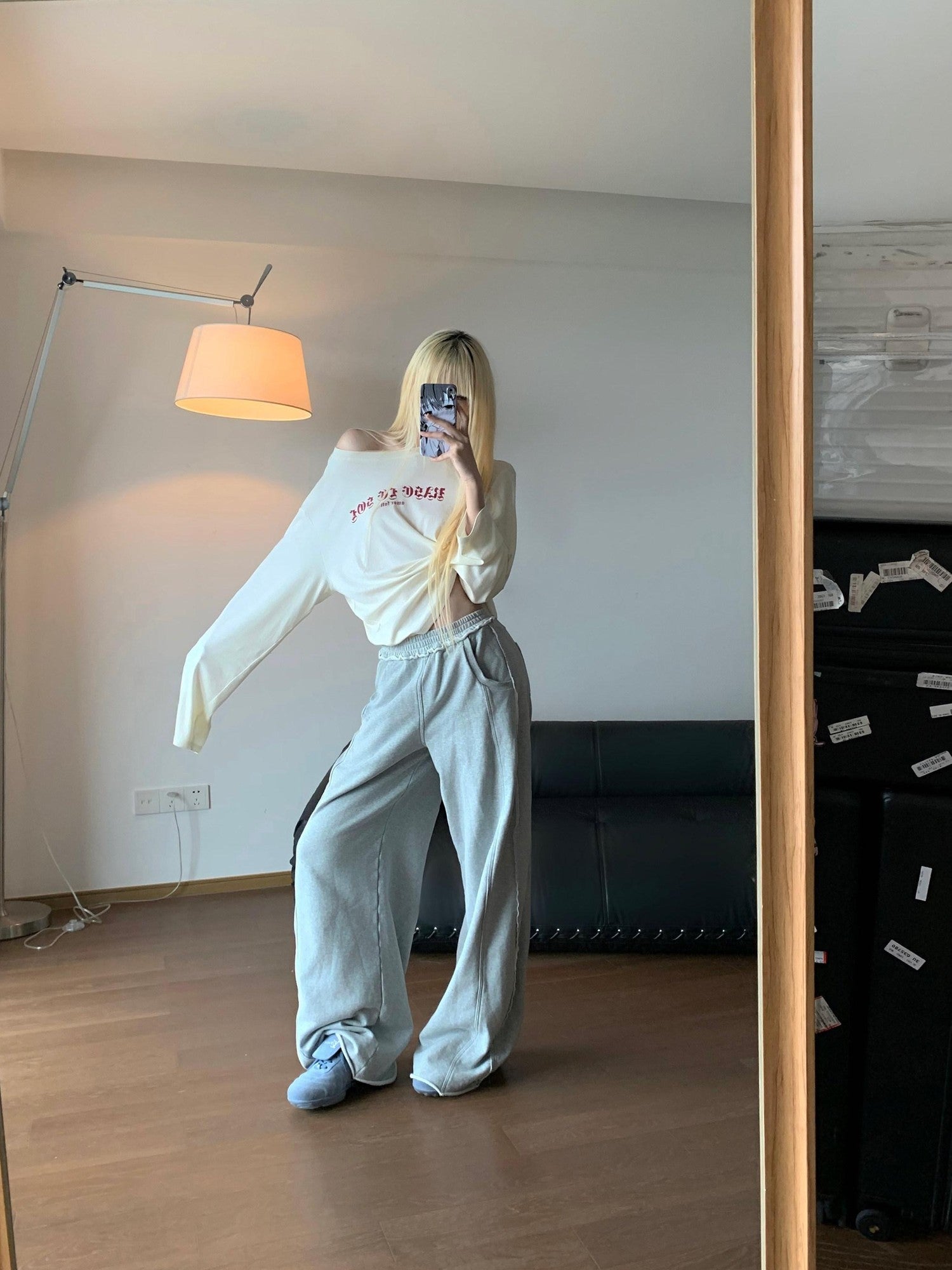 Rase le sol Gray Cuffed Low Waist Relaxed Straight Women's Wide-leg Pants