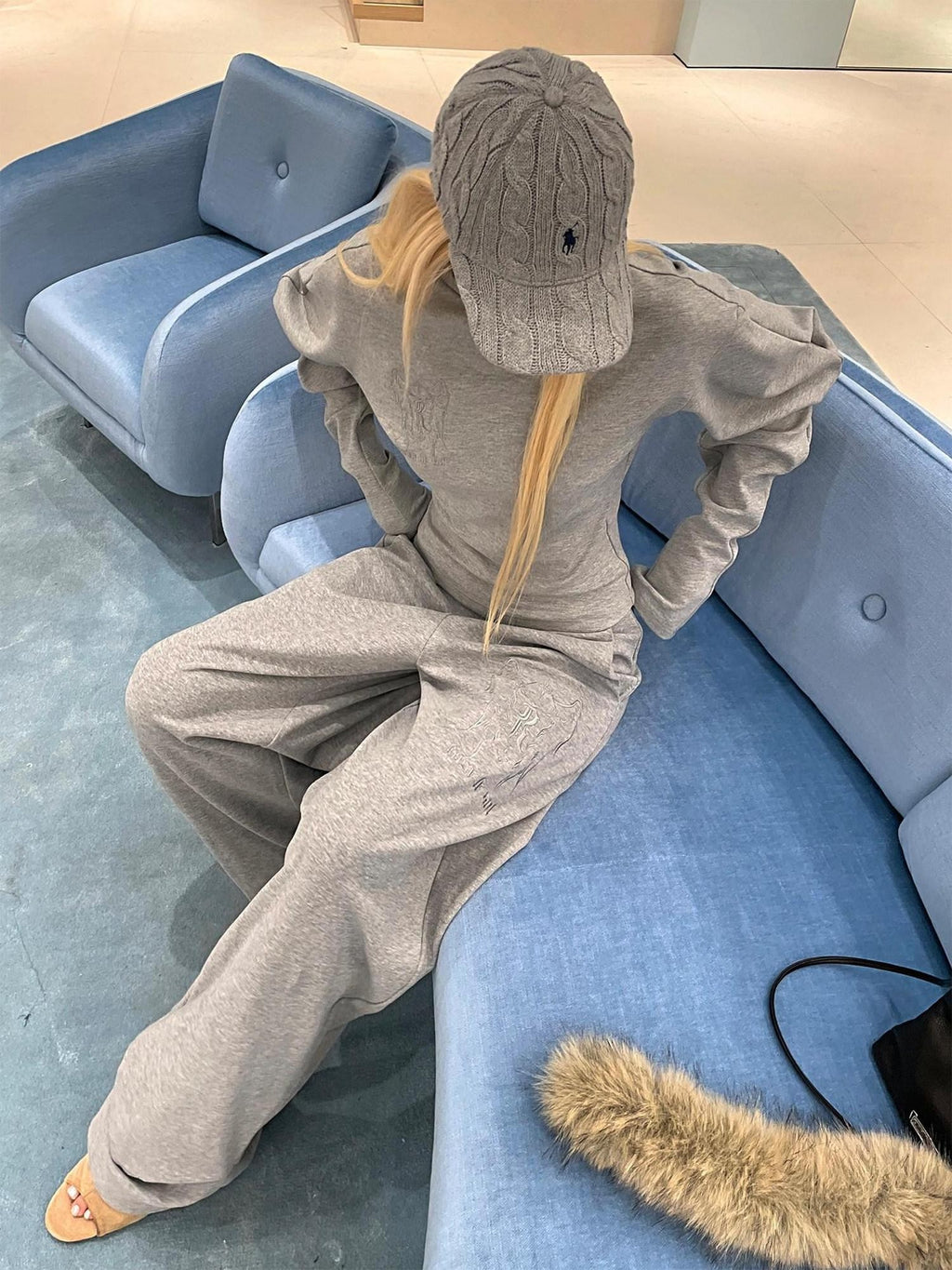 Rase le sol Gray Embroidered Relaxed Lounge Straight Leg Women's Sweatpants