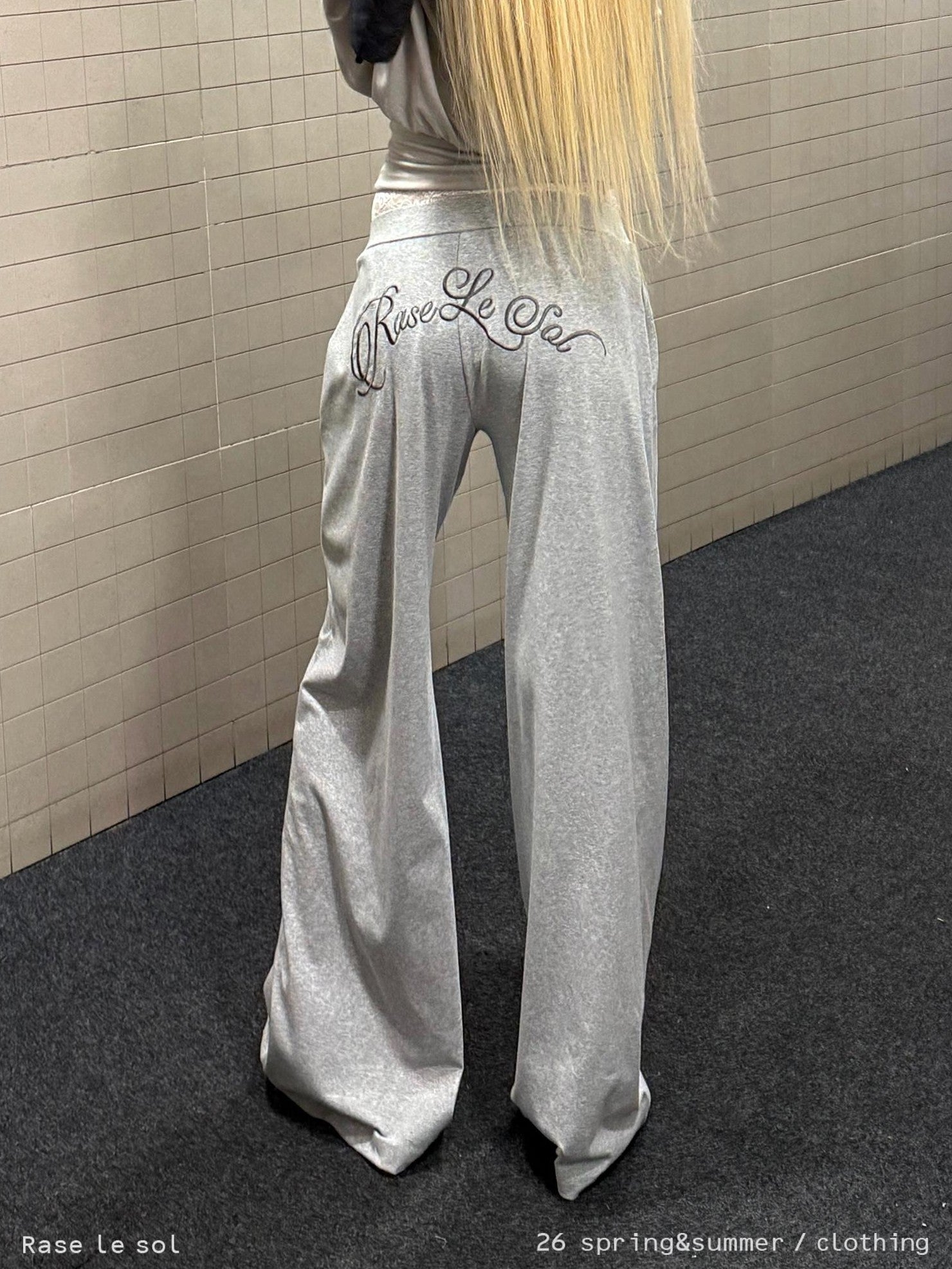 Rase le sol Gray Lace Waistband Low Waist Loose Wide Leg Women's Sweatpants