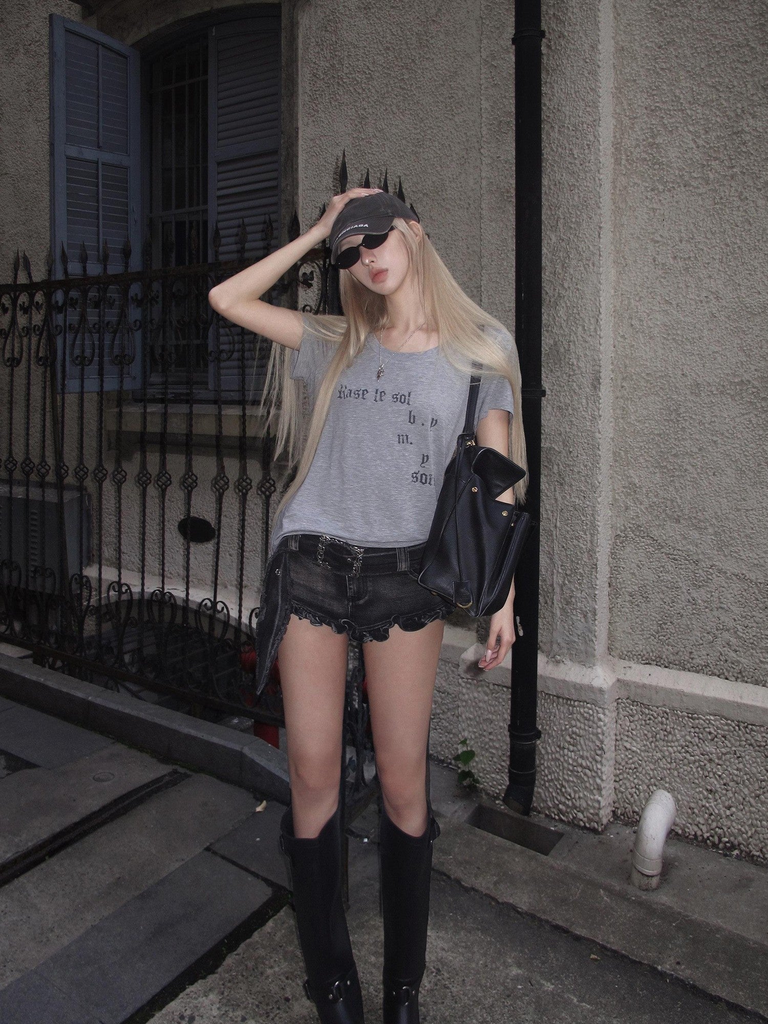 Rase le sol Gray Letter Print Women's Regular Shoulder Short Sleeve T-shirts