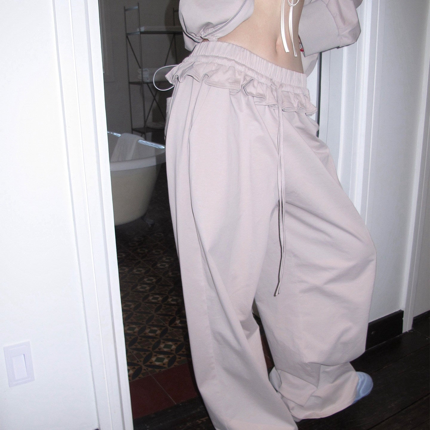 Rase_le_sol_Gray_Stand_Collar_Cropped_Jacket_Wide_Leg_Sweatpants_Women's_Tracksuit_Sets_1013032703373_MISSTT