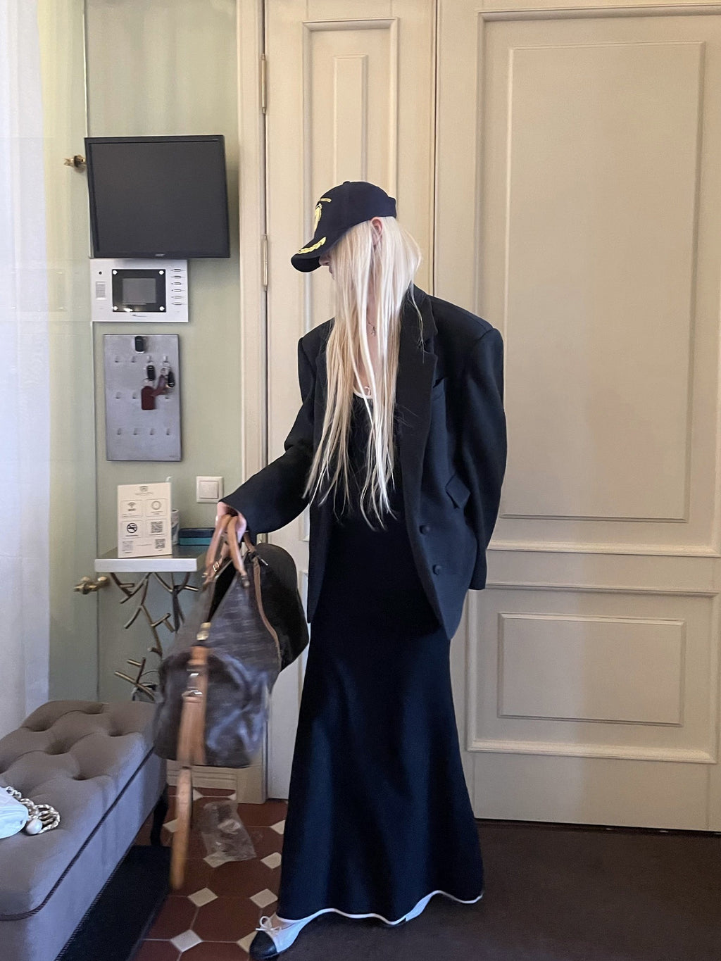 Rase_le_sol_Grey_Notched_Lapel_Oversized_Loose_Silhouette_Women's_Wool_Blazers_984042077307_MISSTT