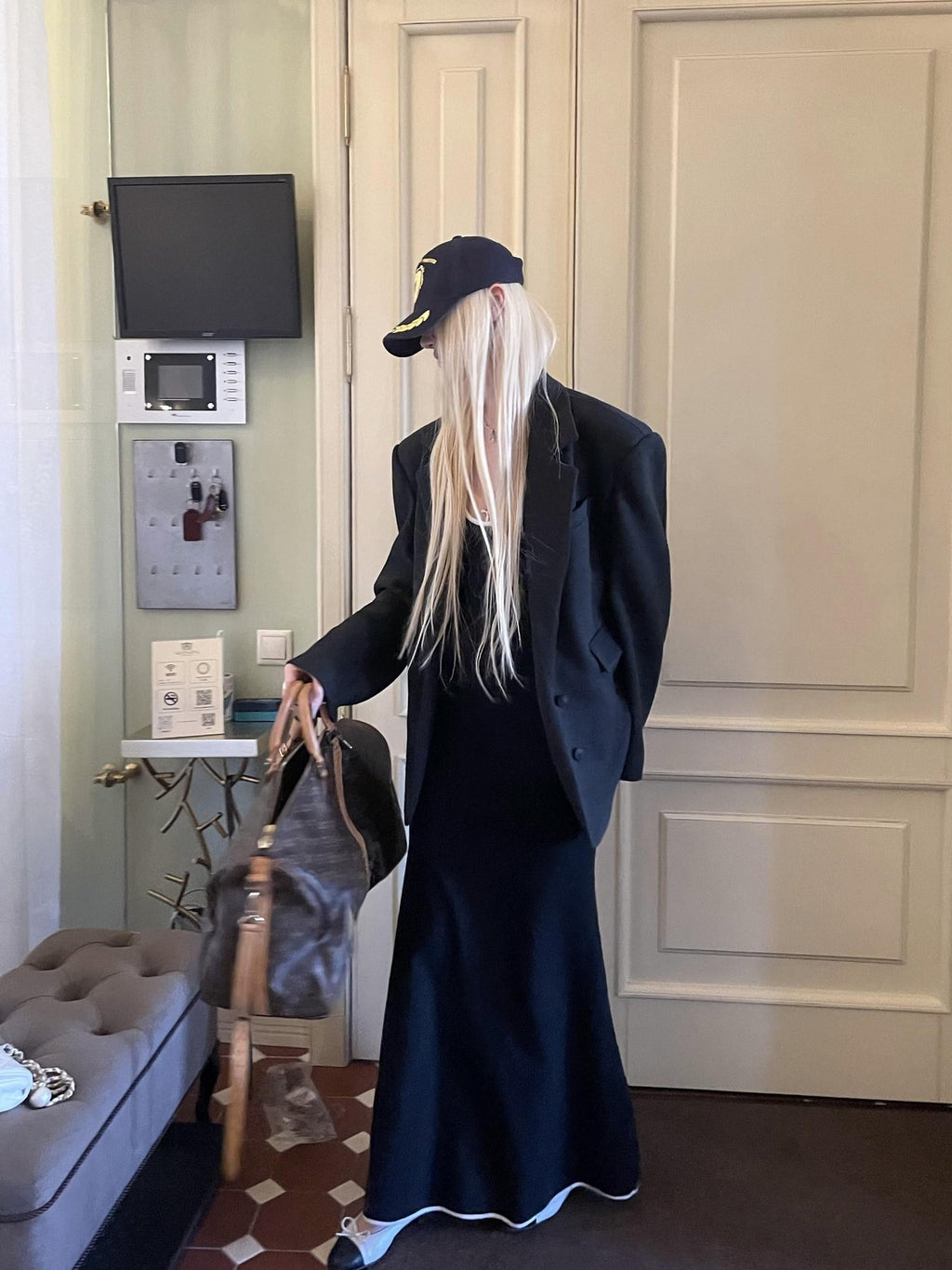 Rase le sol Grey Notched Lapel Oversized Loose Silhouette Women's Wool Blazers