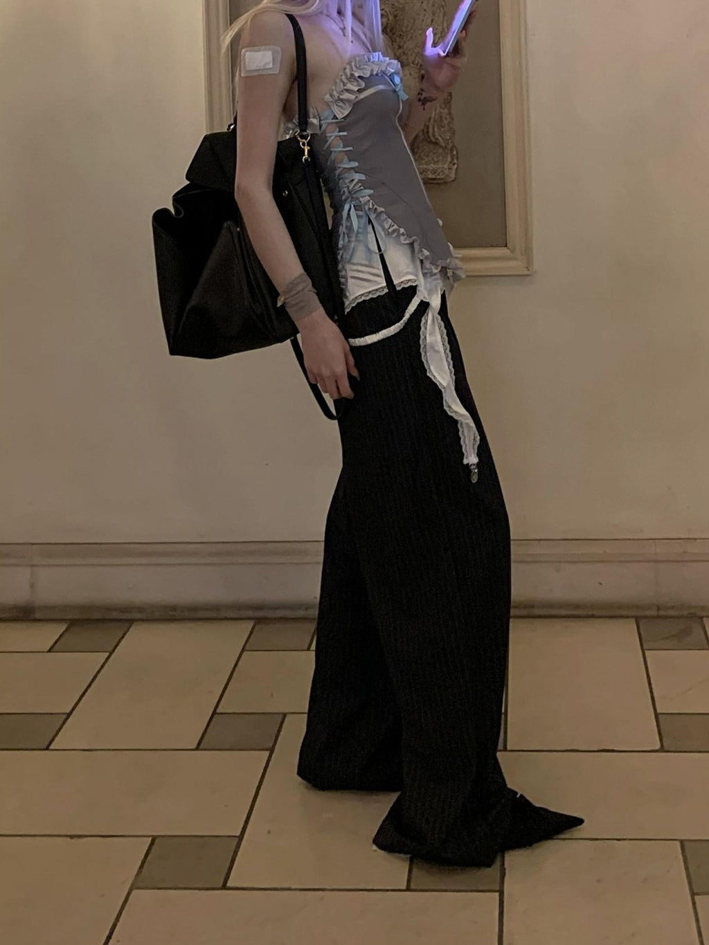 Rase le sol Grey Striped Tailored Draped Relaxed Fluid Women's Wide-leg Pants