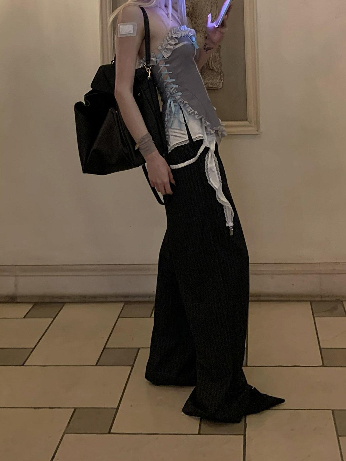 Rase le sol Grey Striped Tailored Draped Relaxed Fluid Women's Wide-leg Pants
