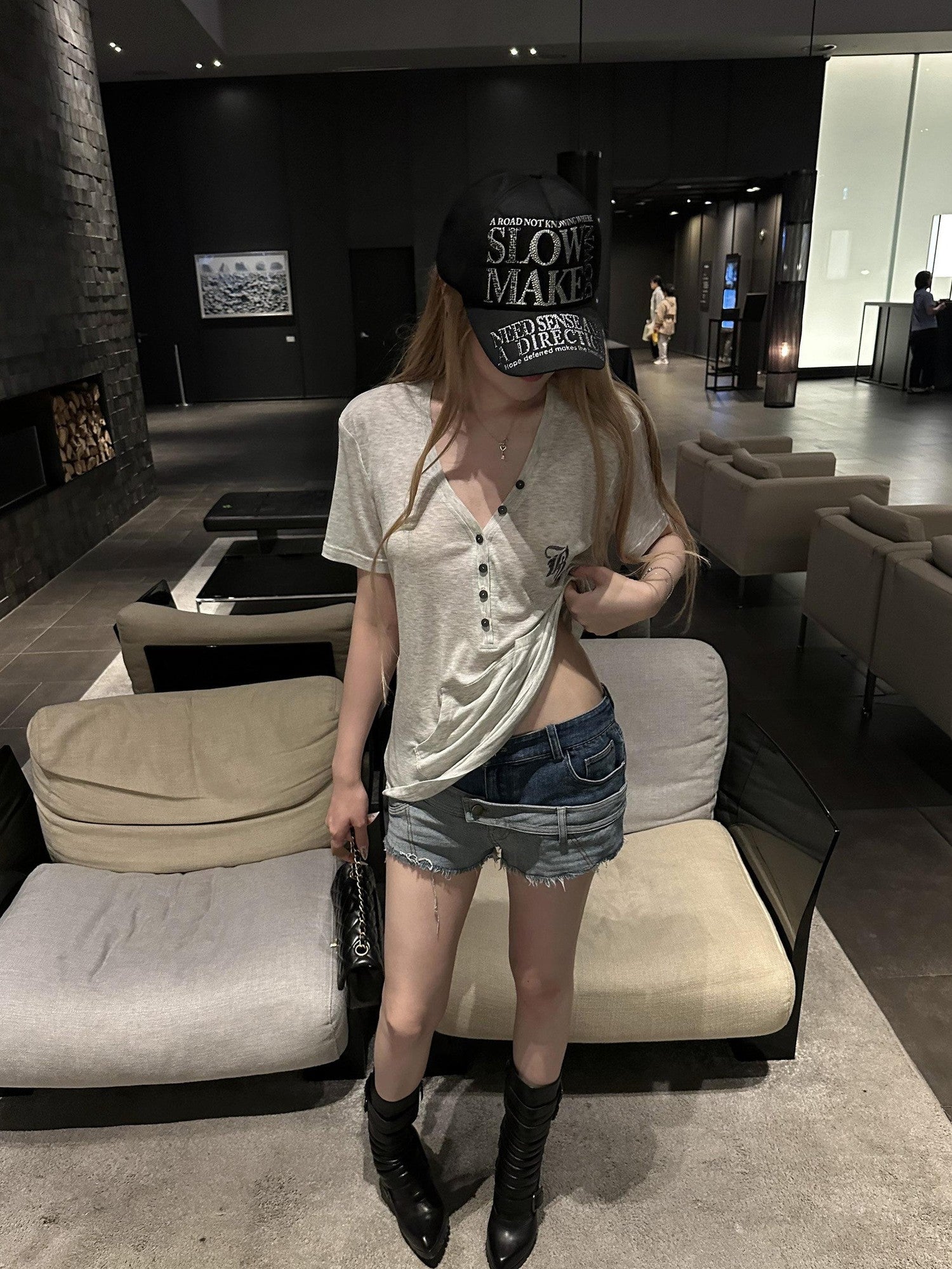 Rase le sol Heather Gray Embroidered R Pocket Women's Tencel Wool Short Sleeve T-shirts