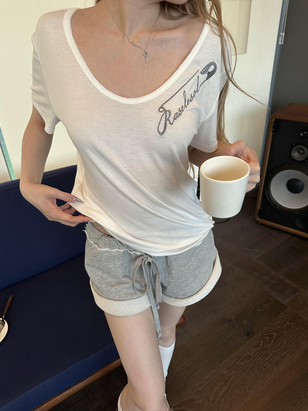 Rase le sol Heather Grey Embroidered Rolled Cuff Hem Women's Sweat Shorts