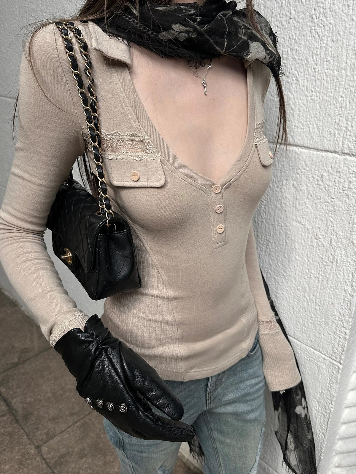 Rase le sol Henley Neck Lace Panel Slim Fit Women's Viscose Long Sleeve T-shirts