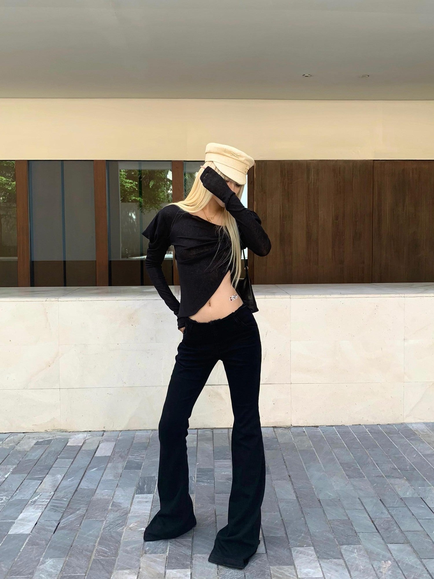 Rase le sol Irregular Sleeve Asymmetrical Slim Cropped Women's Long Sleeve T-shirts
