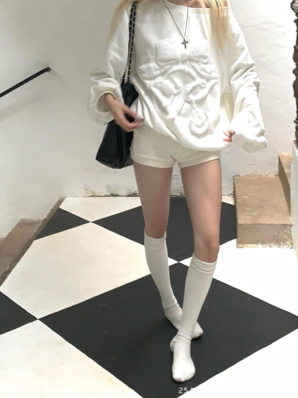 Rase le sol Ivory Textured 3d Cable Vintage Preppy Women's Knit Hot Pants