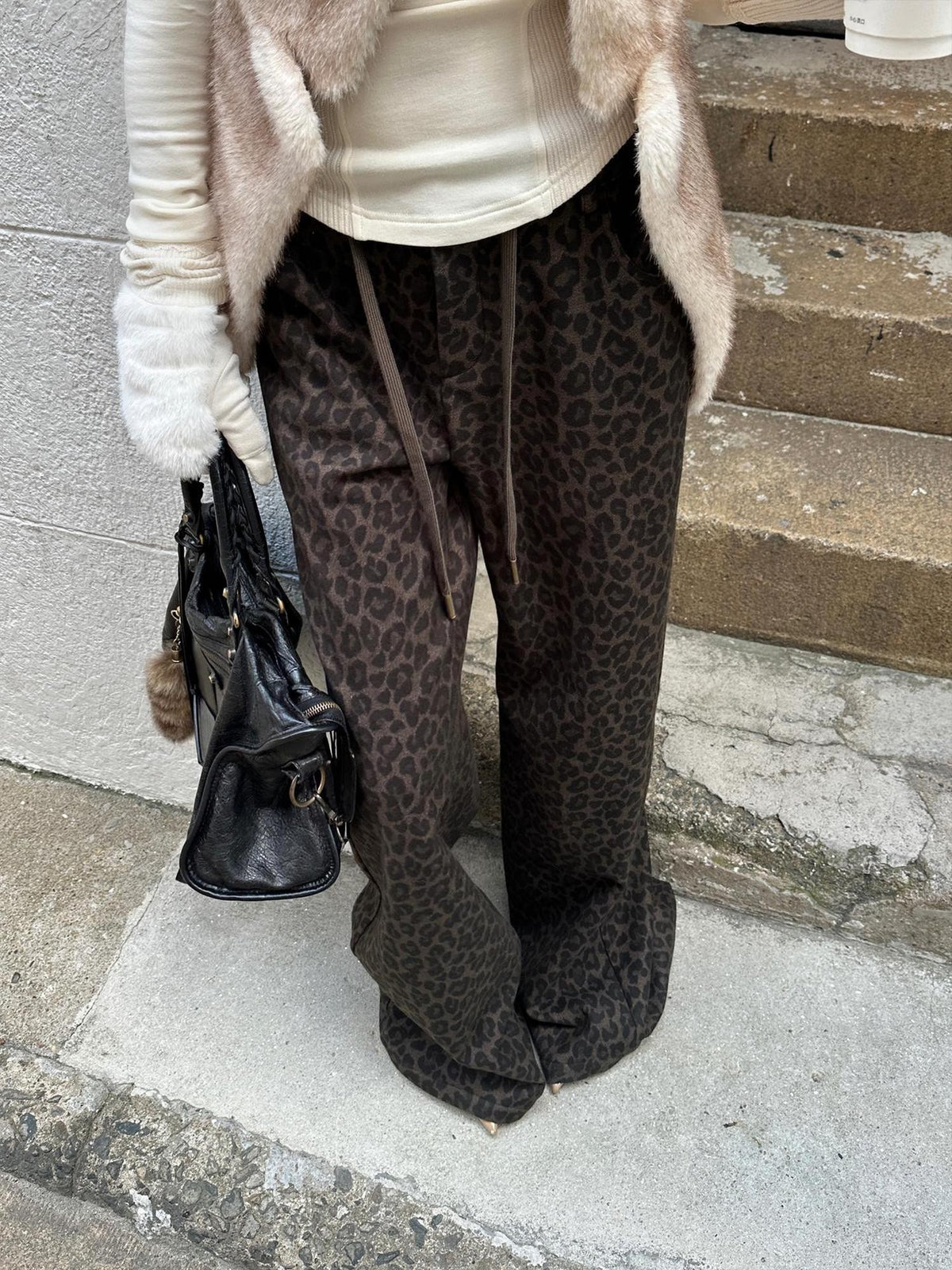 Rase le sol Leopard Print Knit Low Rise Women's Polyester Straight-leg Pants