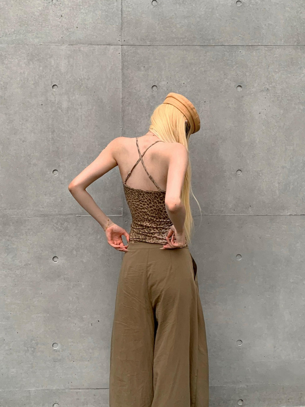 Rase le sol Leopard Print Strappy Crisscross Back Detail Women's Camisoles