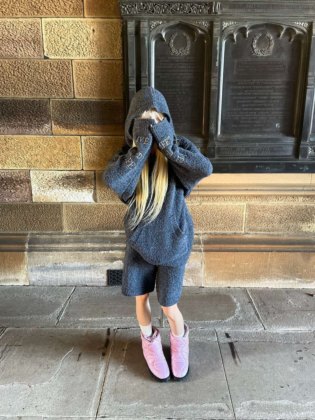 Rase_le_sol_Loop_Yarn_Embroidered_Knit_Hooded_Women's_Casual_Top_&_Shorts_Sets_1084568236888_MISSTT