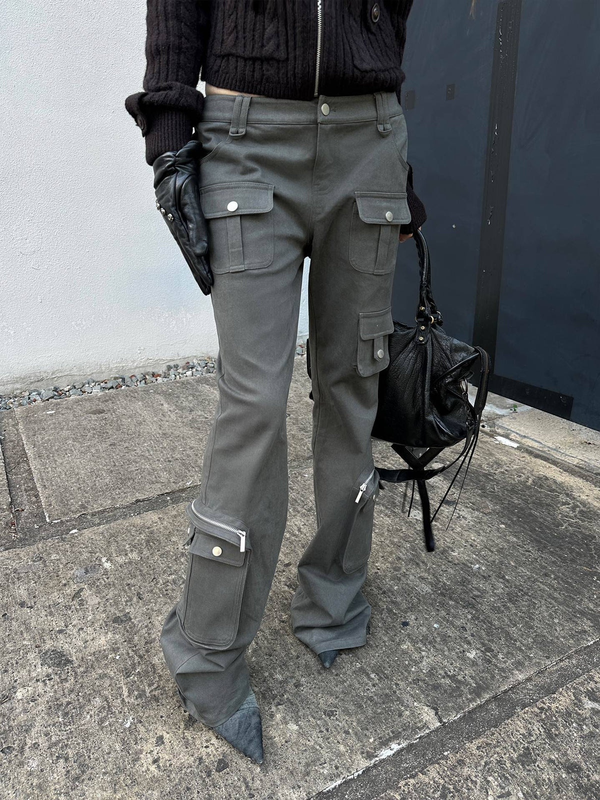 Rase_le_sol_Low_Waist_Flared_Pocket_Cotton_Women's_Cargo_Pants_1088570293861_MISSTT
