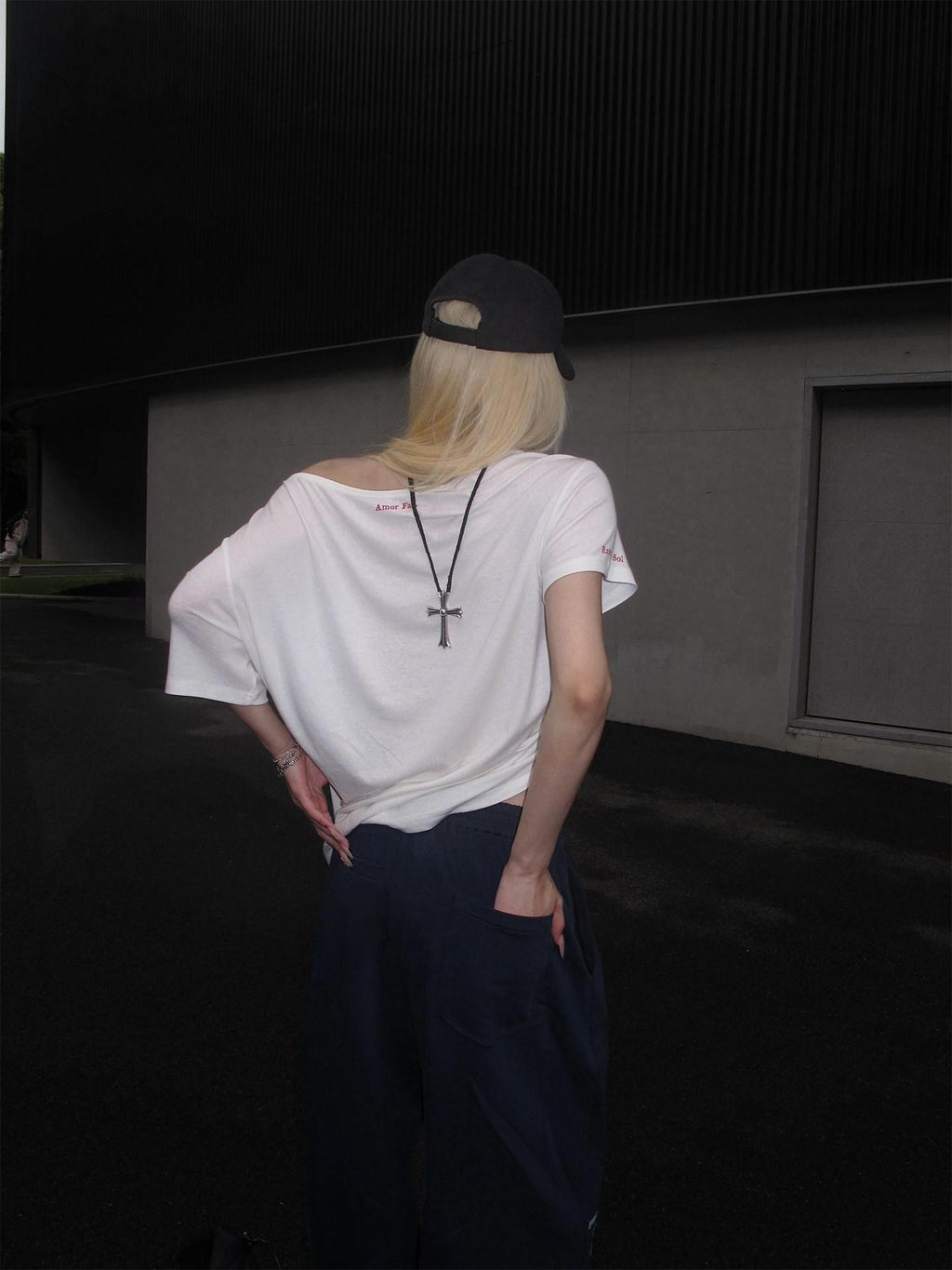 Rase le sol Mottled American Print Slanted Shoulder Loose Women's Off-shoulder T-shirts