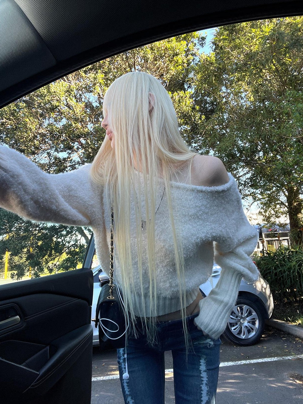 Rase le sol Off Shoulder Cropped Fuzzy Knit Women's Polyester Sweaters