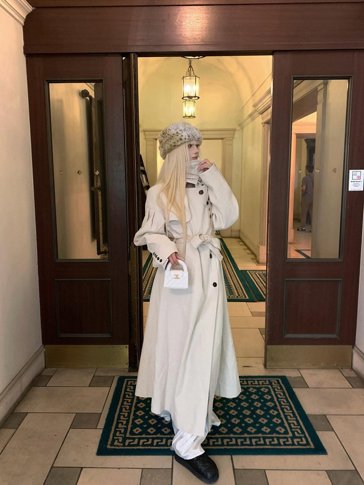 Rase le sol Off White Double Breasted Longline Tall Women's Trench Coats
