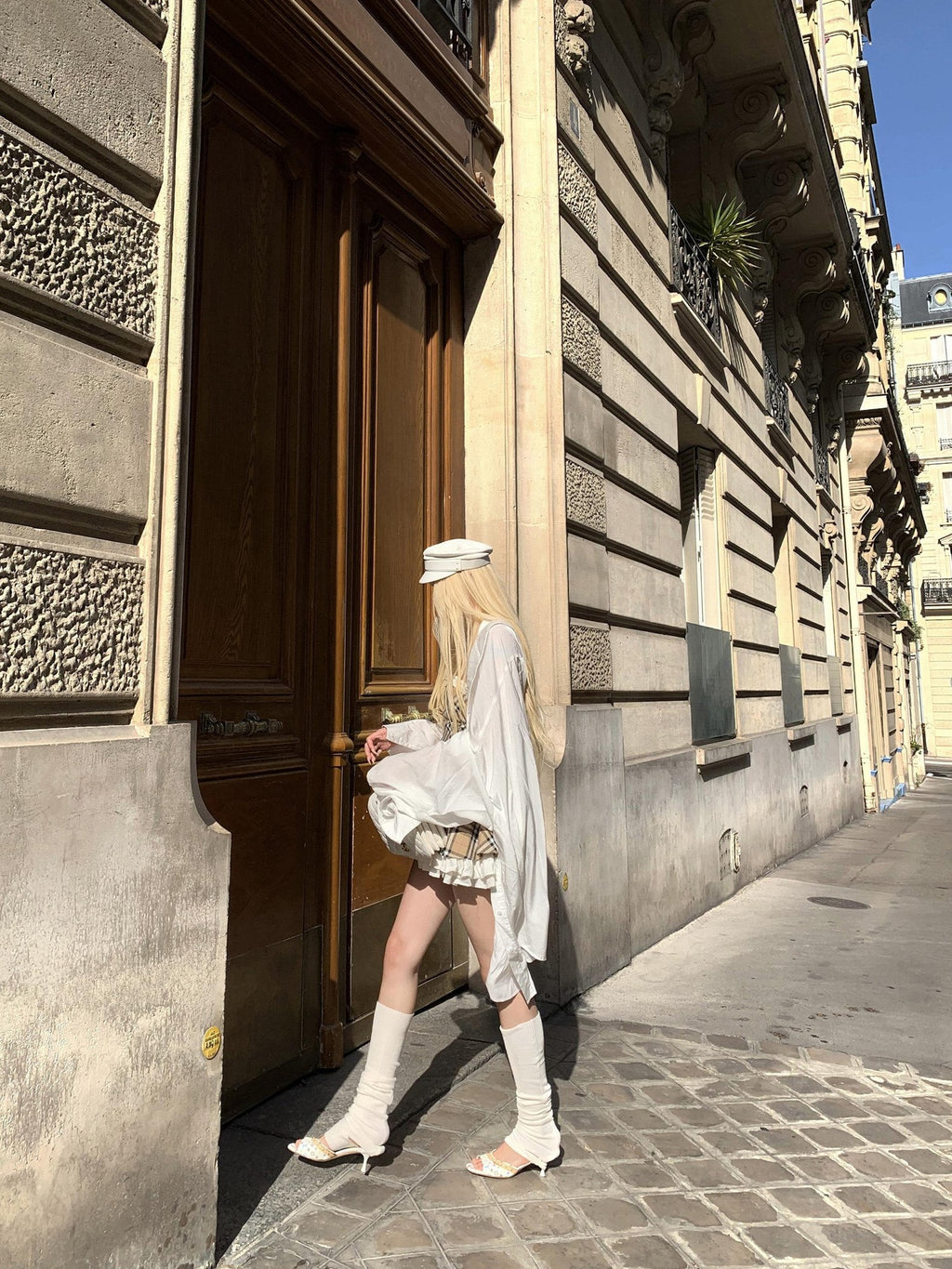 Rase le sol Pearlescent Shimmer Relaxed Slouchy Women's White Oversized Shirts