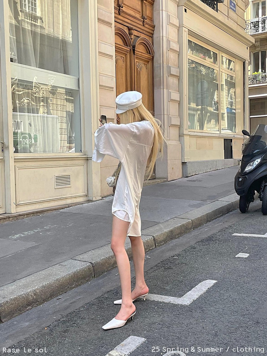 Rase le sol Pearlescent Shimmer Relaxed Slouchy Women's White Oversized Shirts