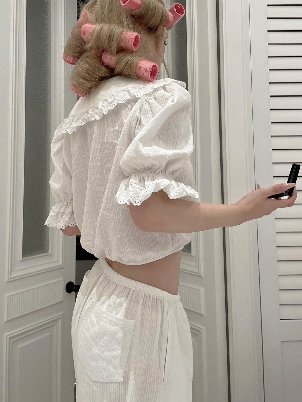 Rase le sol Peter Pan Collar Lace Trim Cropped Women's Lace Casual Top & Pants Sets