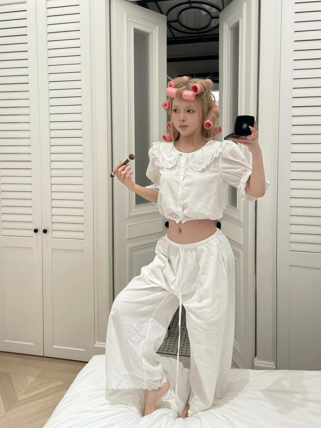 Rase le sol Peter Pan Collar Lace Trim Cropped Women's Lace Casual Top & Pants Sets