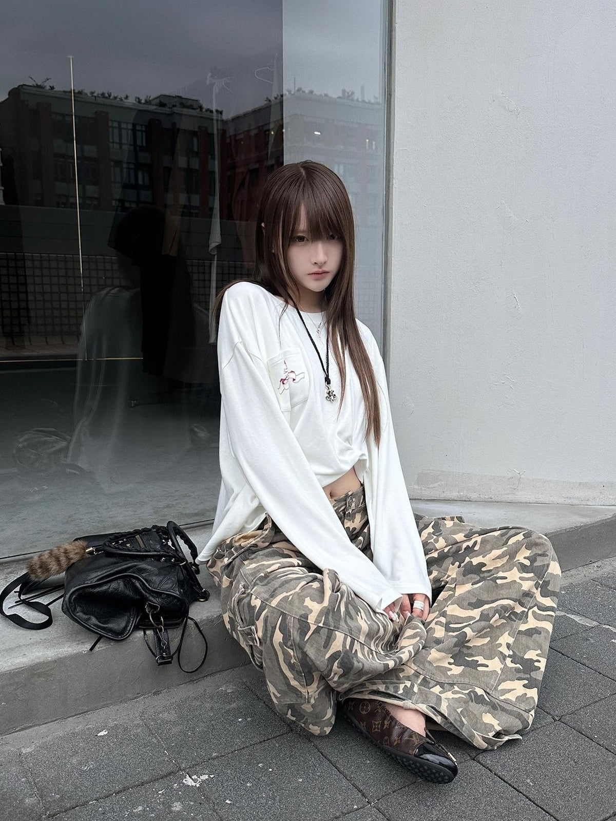 Rase le sol Pocket Print Side Structure Loose Fit Women's Viscose Long Sleeve T-shirts