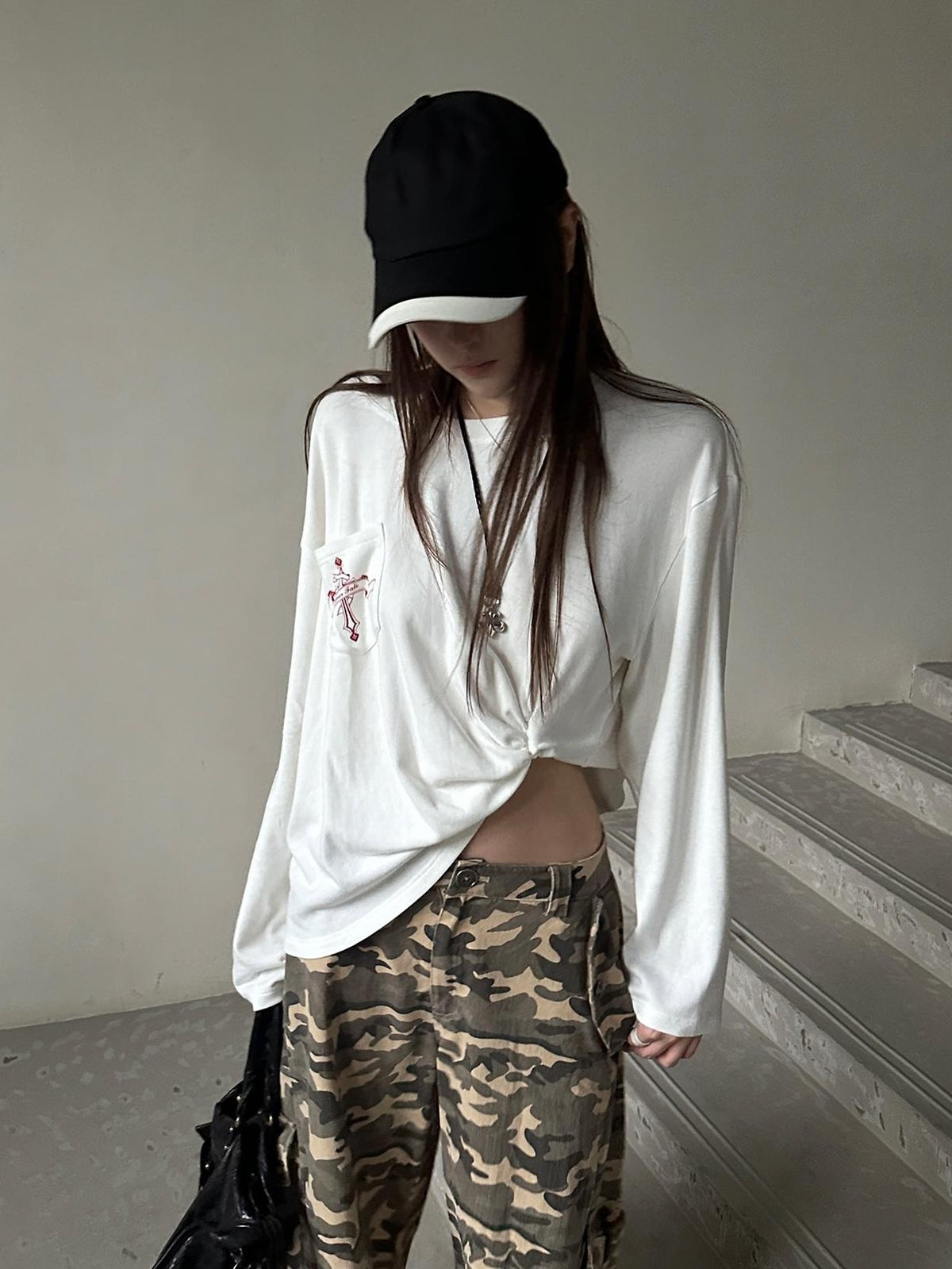 Rase le sol Pocket Print Side Structure Loose Fit Women's Viscose Long Sleeve T-shirts