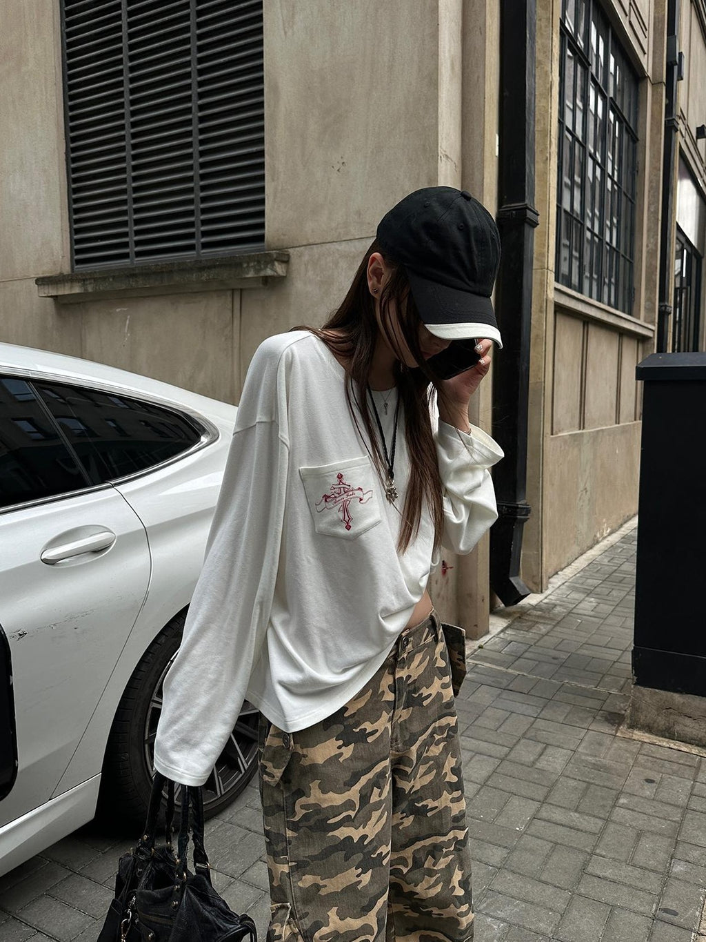 Rase le sol Pocket Print Side Structure Loose Fit Women's Viscose Long Sleeve T-shirts